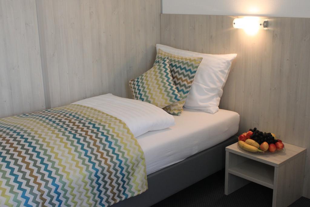 Best Sleep Hotel Spielberg Bei Knittelfeld Екстер'єр фото